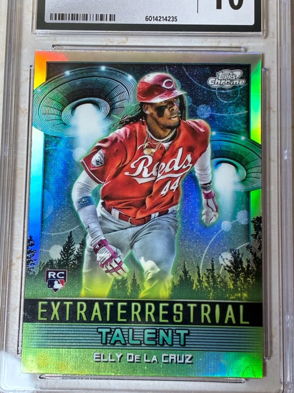 Elly De La Cruz- 2024 Topps Cosmic Chrome Extraterrestrial Talent - Picture 2 of 3